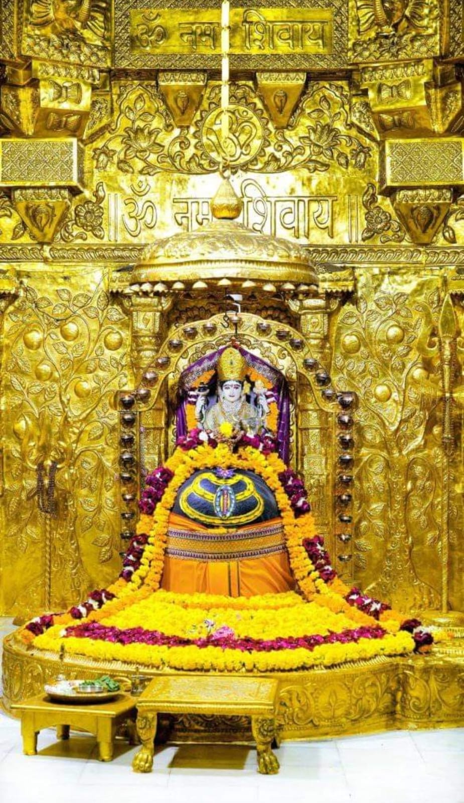 Live Darshan: हमारे साथ कीजिए देश और दुनिया के प्रमुख मंदिरों के लाइव दर्शन