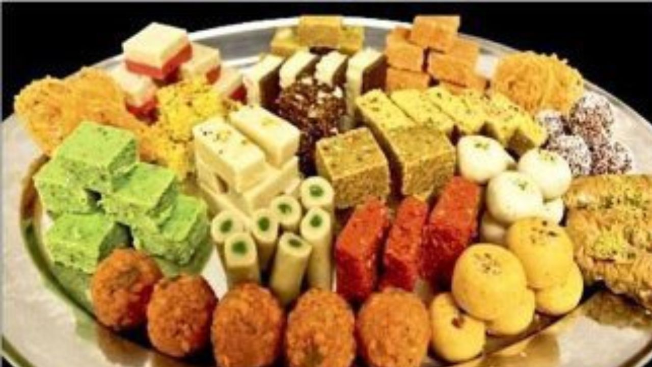 ज्यादा मीठा और चटपटा खाने से हो सकता है यूरिन इंफेक्शन, तीखा खाना बढ़ा सकता है जलन की समस्या
