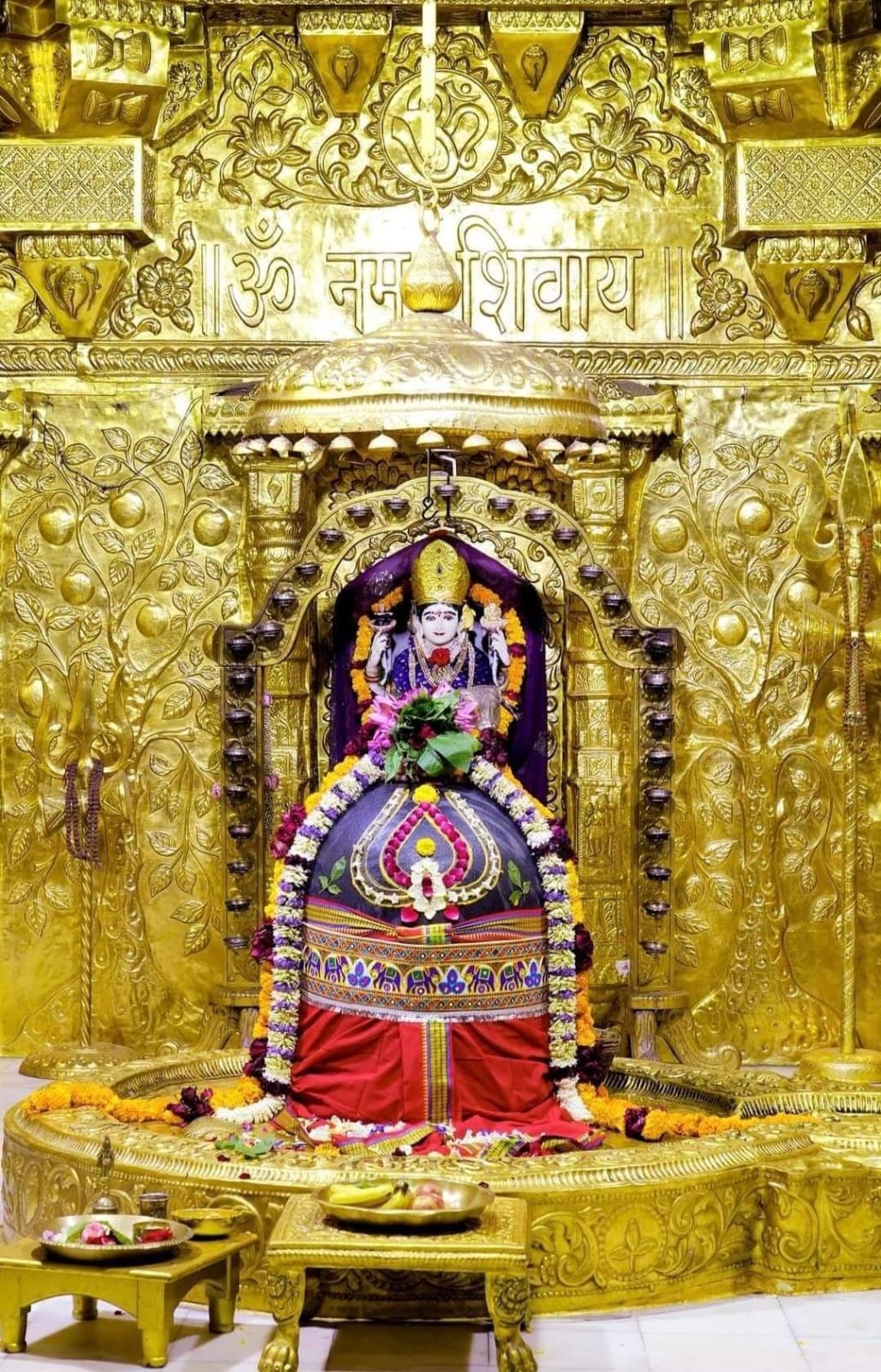 Live Darshan: हमारे साथ कीजिए देश और दुनिया के प्रमुख मंदिरों के लाइव दर्शन