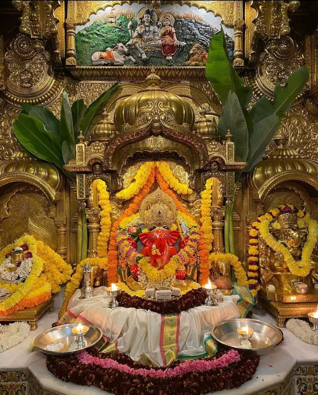 Live Darshan: हमारे साथ कीजिए देश और दुनिया के प्रमुख मंदिरों के लाइव दर्शन