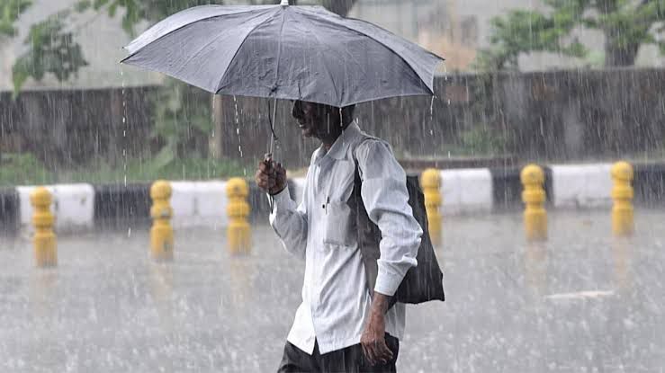 अगले कुछ घंटों में प्रदेश के इन 10 जिलों में होगी झमाझम बारिश, मौसम विभाग ने जारी किया अलर्ट