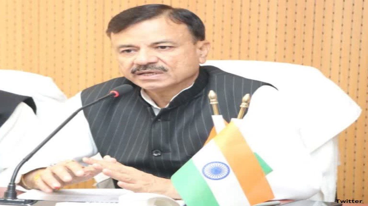 Hit and Run Law : ट्रक ड्राइवर्स से परिवहन मंत्री की अपील, सब्जी, दूध, फल की चिंता करे, रास्ता बातचीत से ही निकलता है, हड़ताल से नहीं