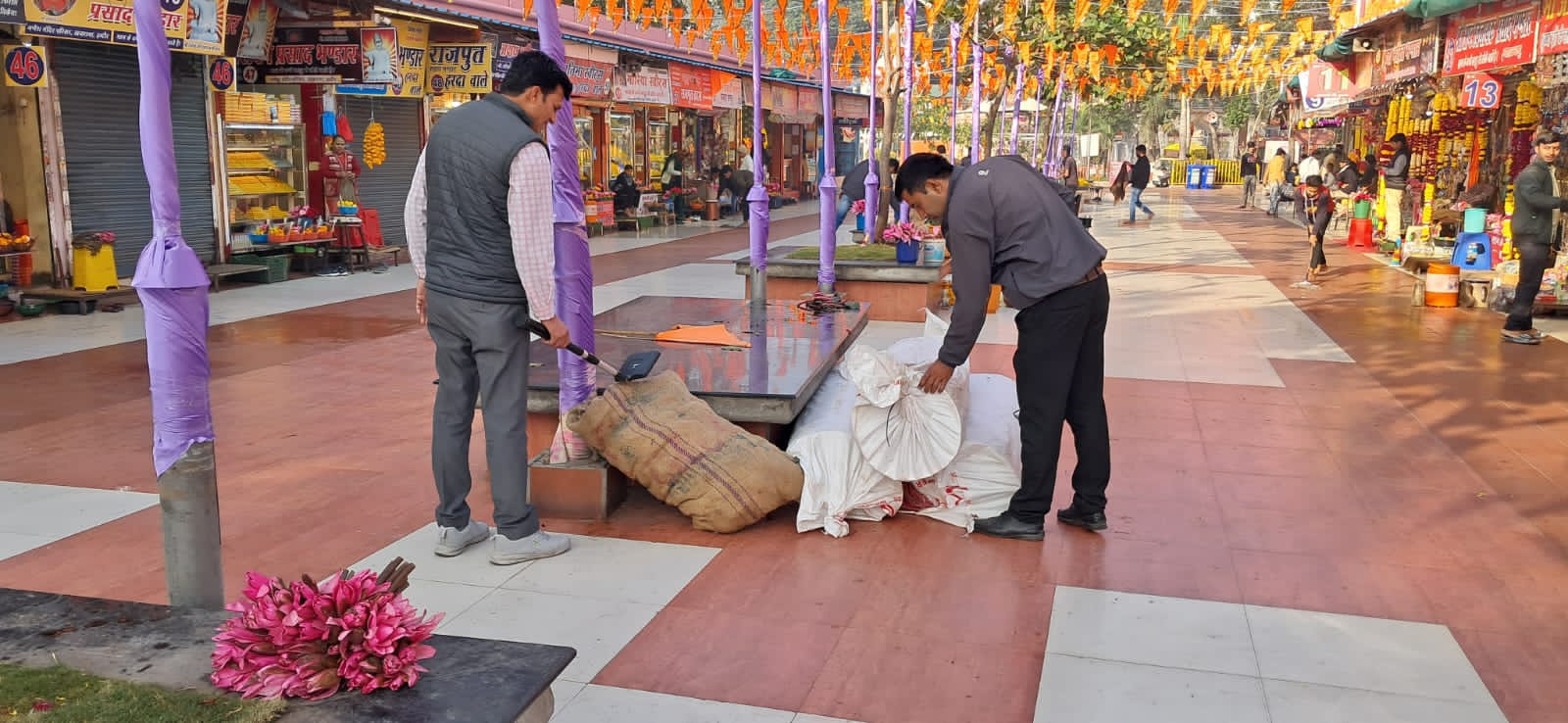 श्रीराम मंदिर की प्राण प्रतिष्ठा को ध्यान में रखते हुए इंदौर पुलिस द्वारा की जा रही महत्वपूर्ण स्थानों पर विशेष चैकिंग