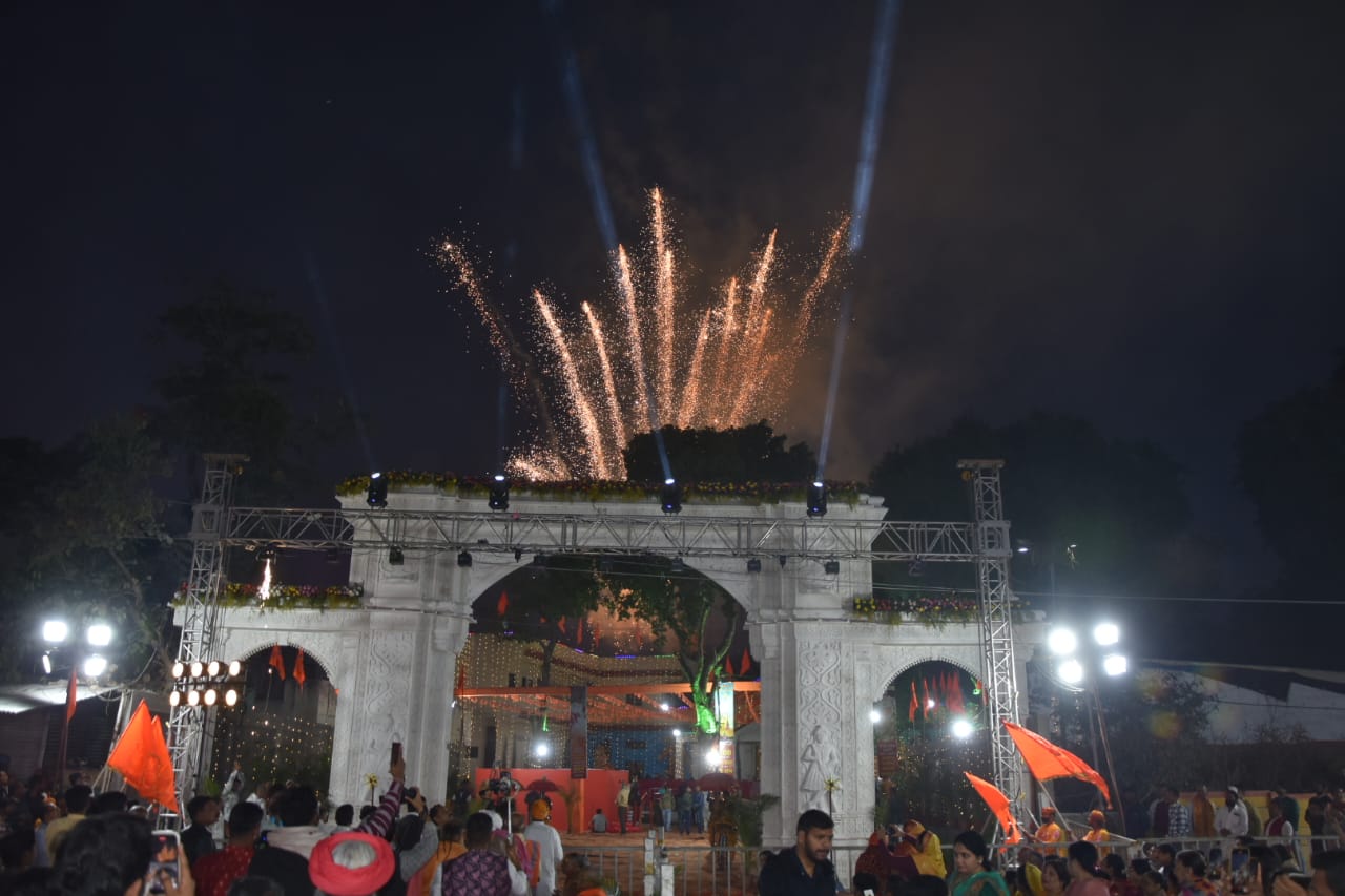 वीर बगीची में तीन दिवसीय महोत्सव का अंतिम दिन, अलीजा सरकार के लाखों भक्त बने द्वार अनावरण के साक्षी