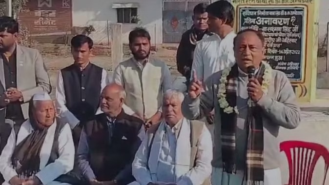 दिग्विजय सिंह के भाई 'लक्ष्मण सिंह' के बयान ने मचाया बवाल, एमपी में नयी कांग्रेस बनाने की दी चेतावनी...
