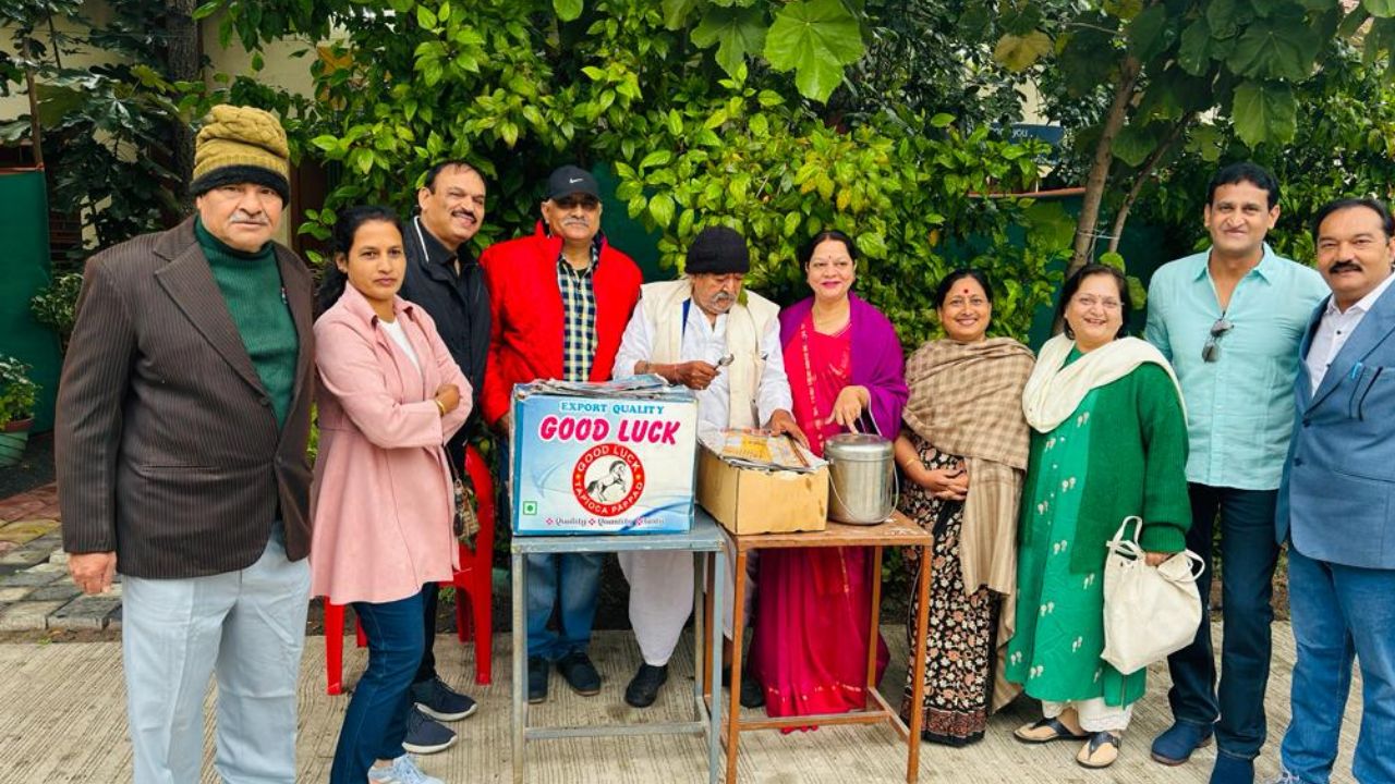 नए साल के प्रथम रविवार पर हुआ बाल विनय मंदिर स्कूल के पुर्व छात्रों का वार्षिक सम्मेलन