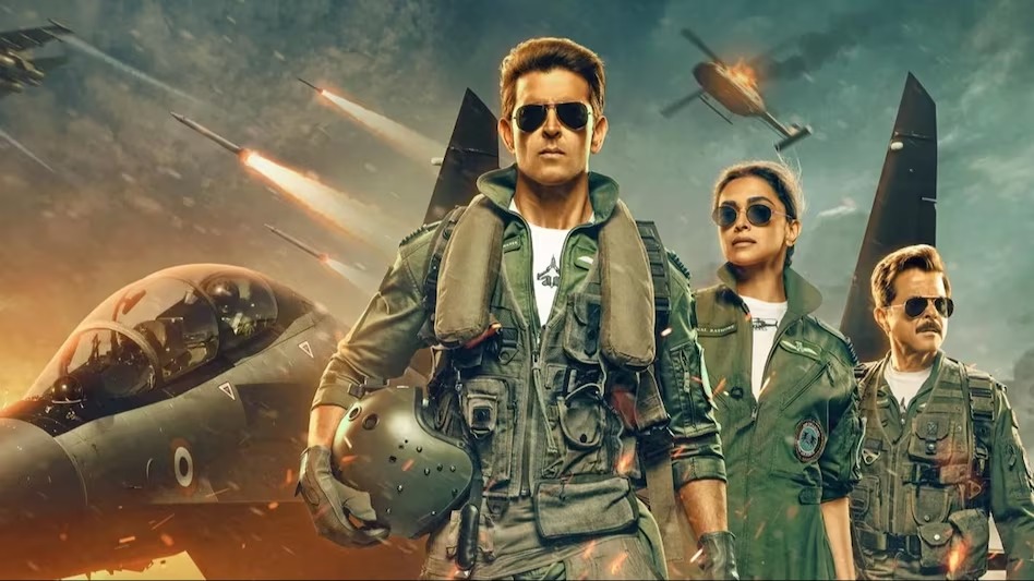 रितिक,दीपिका स्टारर फिल्म 'फाइटर' का जबरदस्त क्रेज, पहले दिन हॉउसफुल हुए थिएटर्स