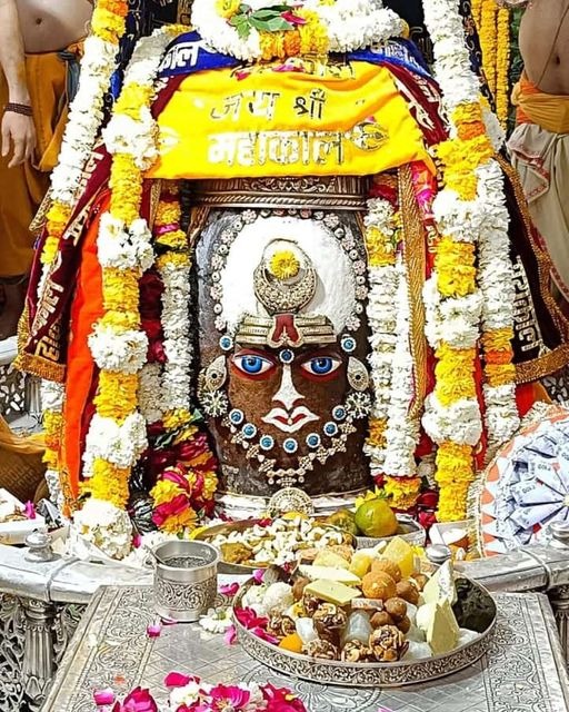 Live Darshan: हमारे साथ कीजिए देश और दुनिया के प्रमुख मंदिरों के लाइव दर्शन