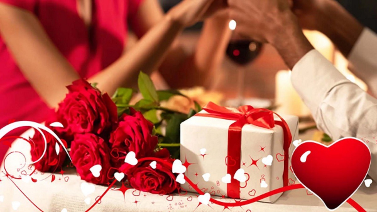 Valentine's Day Ideas for Him: वैलेंटाइन पर बॉयफ्रेंड को दें ये गिफ्ट्स,  आएंगे उनके बेहद काम – News18 हिंदी
