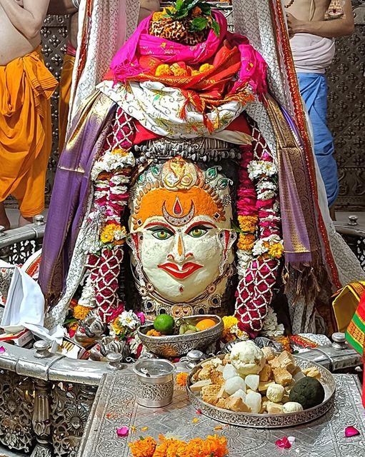 Live Darshan: हमारे साथ कीजिए देश और दुनिया के प्रमुख मंदिरों के लाइव दर्शन