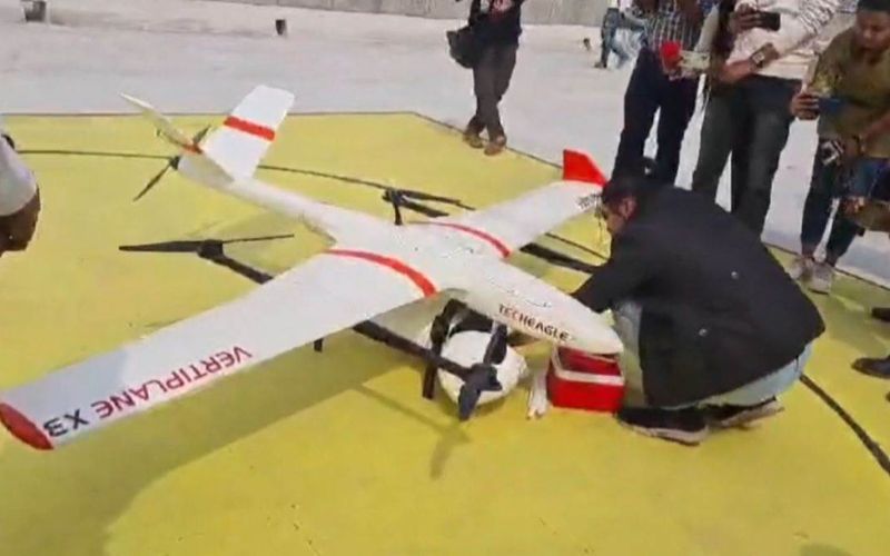 एम्स भोपाल की बड़ी उपलब्धि, ड्रोन से 40 किमी दूर पहुंचाई दवाइयां