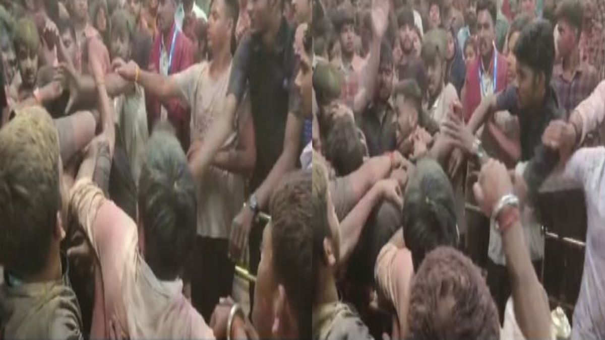 महाकालेश्वर मंदिर में आरती के दौरान हंगामा, सुरक्षाकर्मी और श्रद्धालुओं के बीच हुई मारपीट! Video Viral