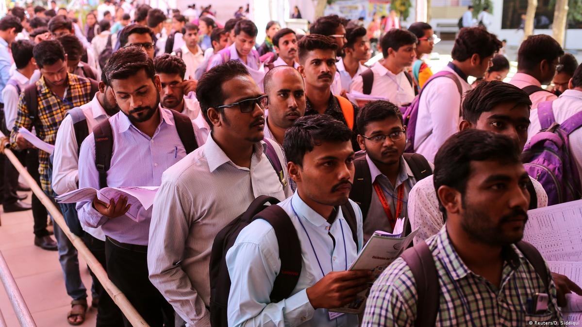 'भारत में 83% युवा बेरोजगार' ILO की रिपोर्ट में आया सामने, विपक्ष ने सरकार पर बोला हमला