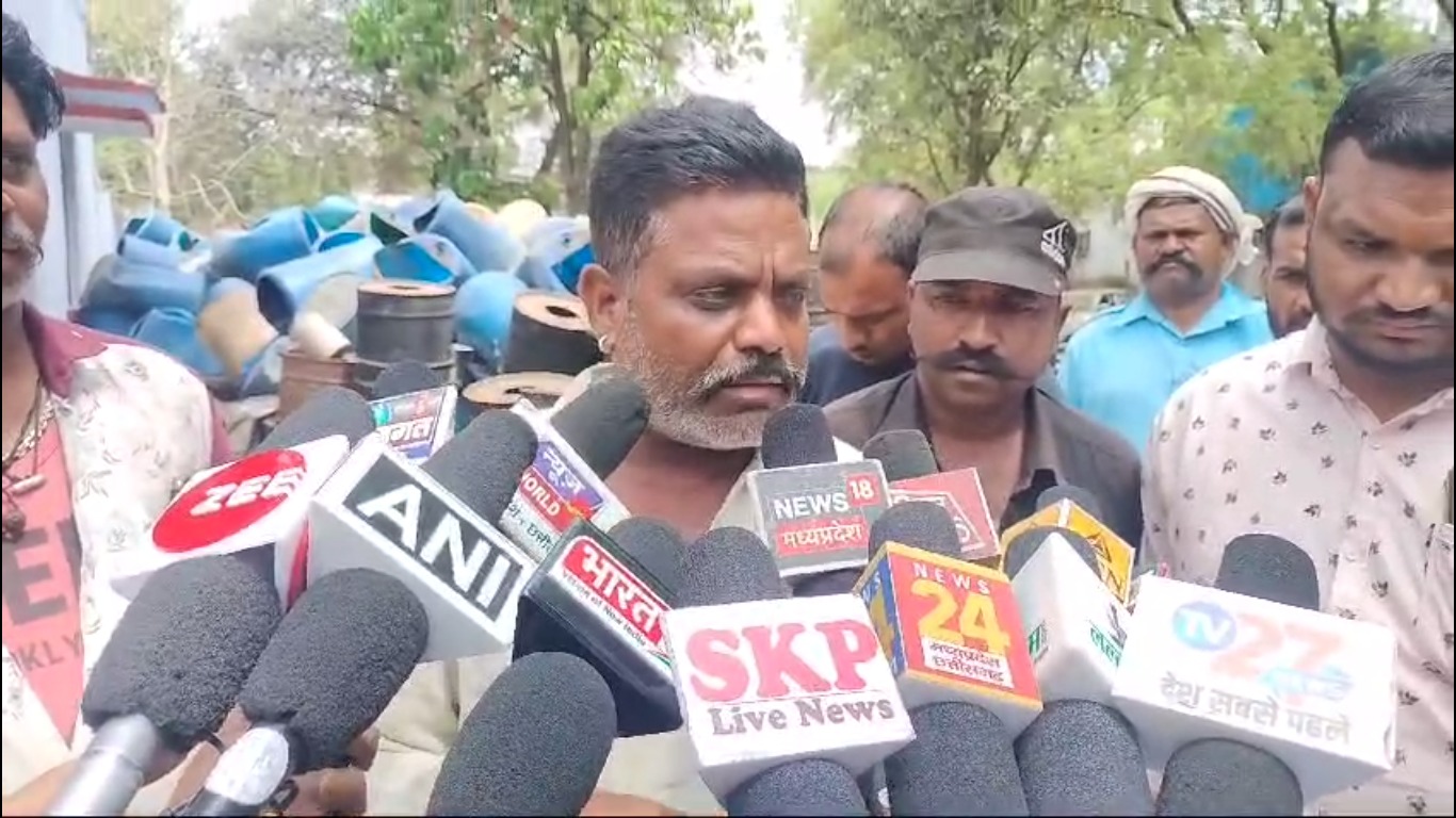 आदिवासियों पर धार के शराब सिंडिकेट का हमला, ट्रक चढ़ा कर हत्या का मामला आया सामने