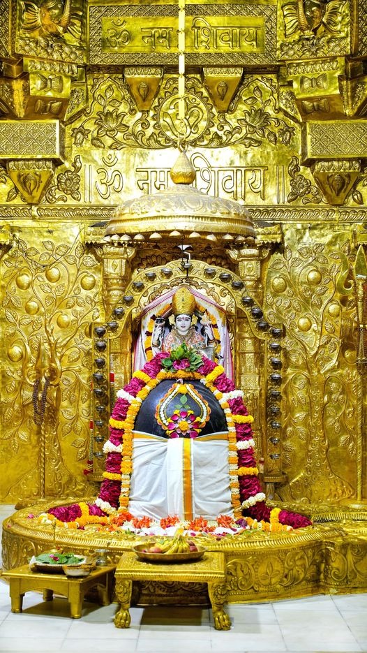 Live Darshan: हमारे साथ कीजिए देश और दुनिया के प्रमुख मंदिरों के लाइव दर्शन
