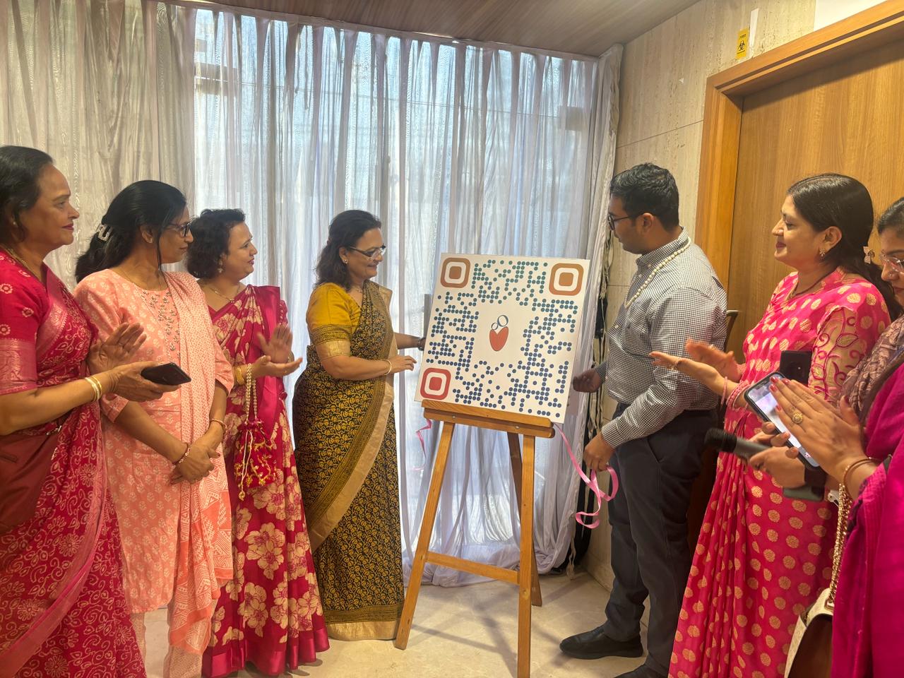 Indore News: मदरहुड हॉस्पिटल में HPV टीकाकरण अभियान और स्वास्थ्य शिविर का आयोजन किया गया