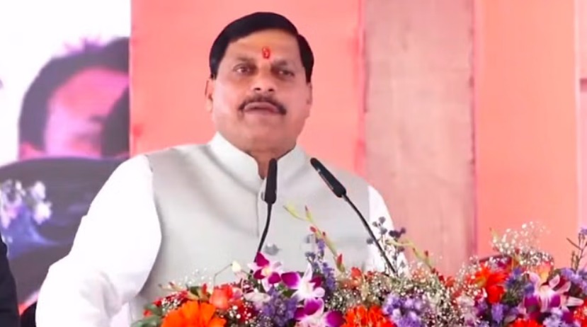 सीएम ने मतदाताओं से की अपील, कहा- लोकतंत्र के पावन यज्ञ में हम सब की जवाबदारी है, हर व्यक्ति वोट डाले