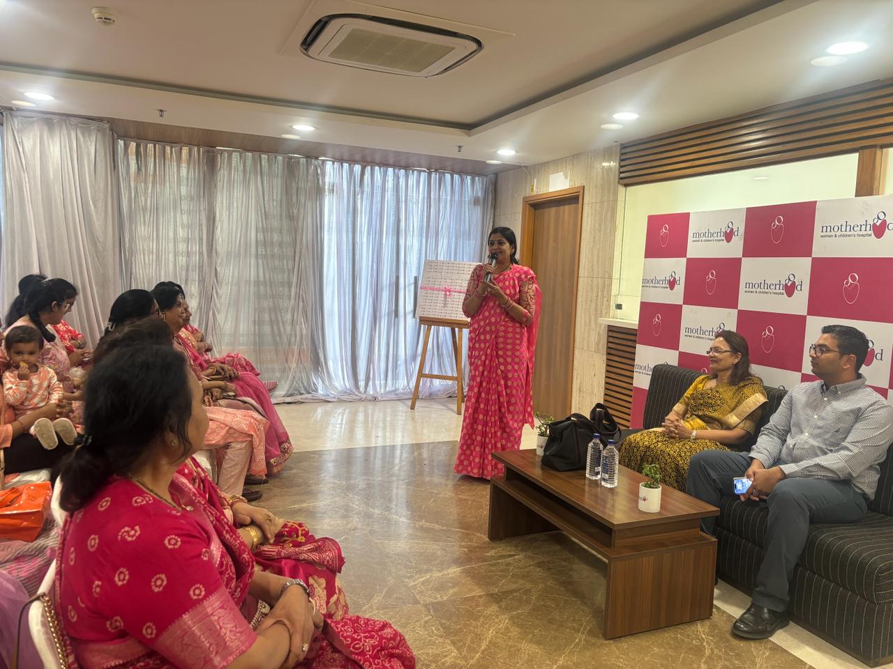 मदरहुड हॉस्पिटल और वैश्य महासम्मेलन ने महिला स्वास्थ्य को बेहतर बनाने के लिए अंतर्राष्ट्रीय महिला दिवस पर स्वास्थ्य गाइड लॉन्च की
