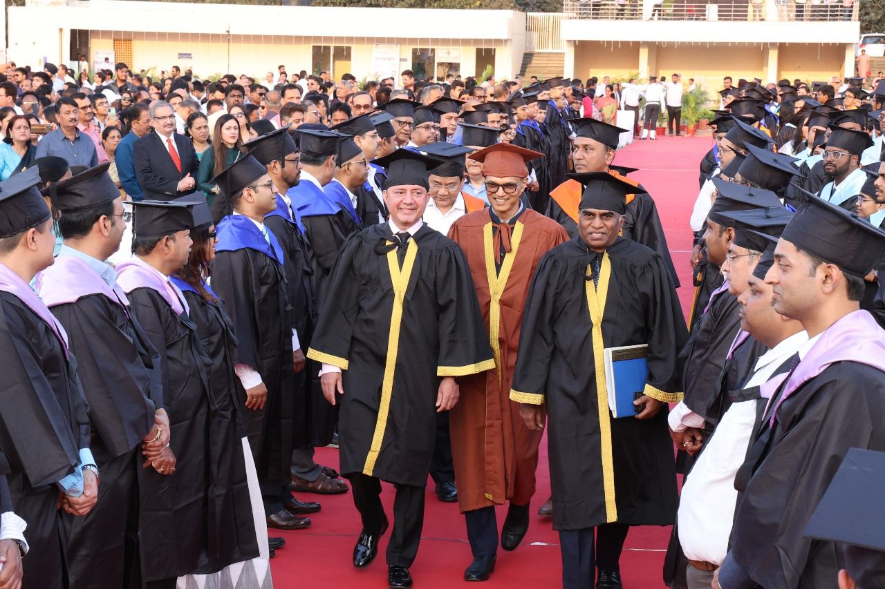 IIM इंदौर ने 25वां वार्षिक दीक्षांत समारोह किया आयोजित