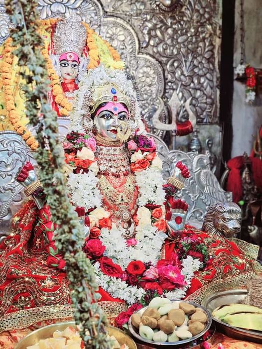 Live Darshan: हमारे साथ कीजिए देश और दुनिया के प्रमुख मंदिरों के लाइव दर्शन