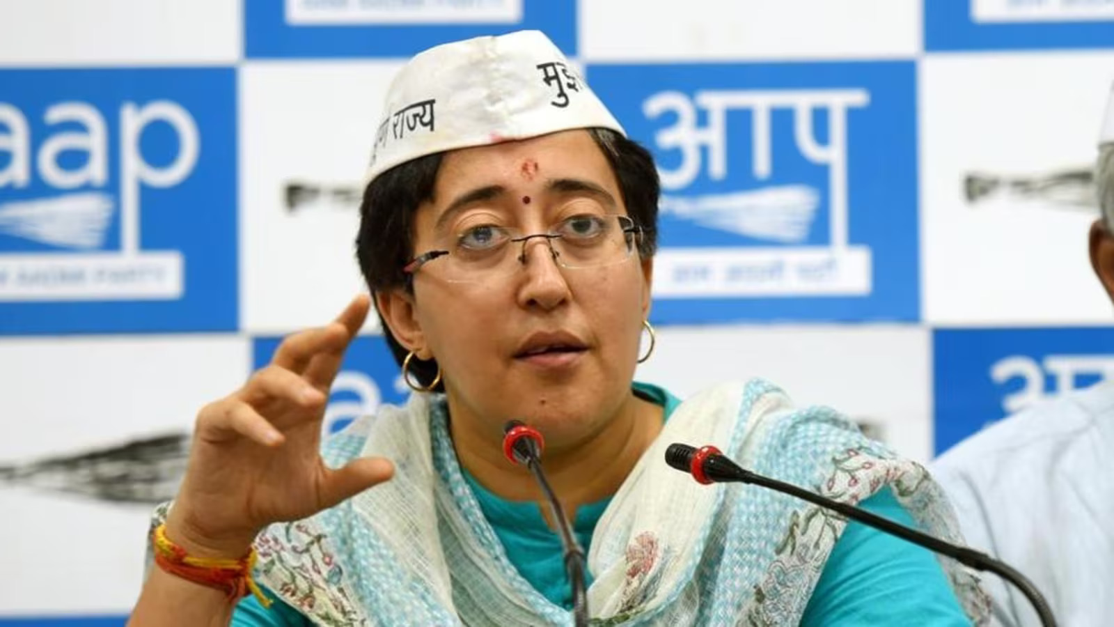 AAP मंत्री आतिशी का दावा, जेल में रोकी गई अरविन्द केजरीवाल की दवा