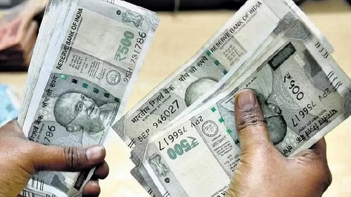 7th Pay Commission: सरकारी कर्मचारियों को जल्द मिलेगी बड़ी खुशखबरी, 738 करोड़ रुपये की किस्त जारी