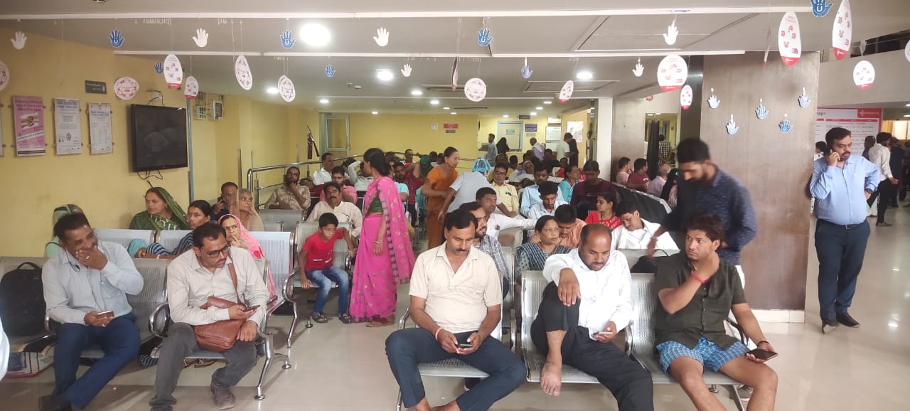 मेदांता टीम की विशेष पहल, वर्ल्ड हैंड हाइजीन डे पर विजिटर्स और स्टाफ को किया जागरूक
