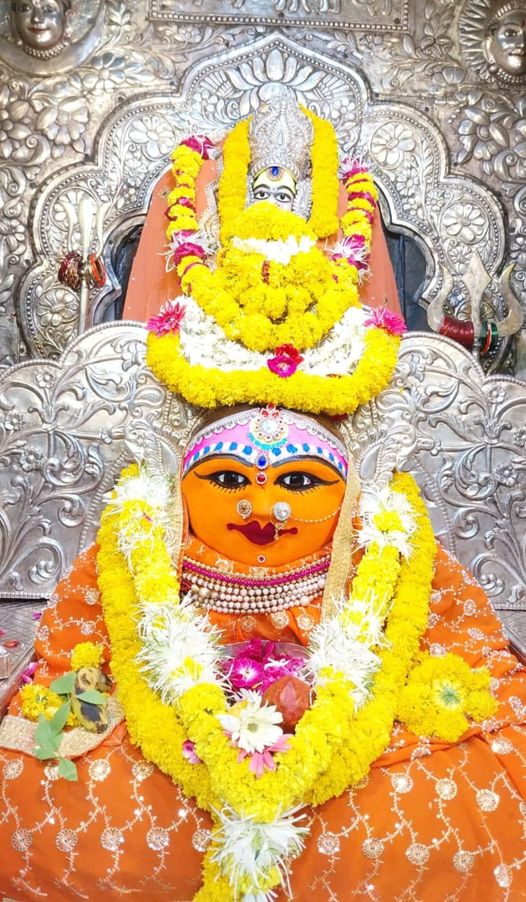 Live Darshan: हमारे साथ कीजिए देश और दुनिया के प्रमुख मंदिरों के प्रातः लाइव दर्शन