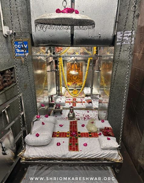 Live Darshan: हमारे साथ कीजिए देश और दुनिया के प्रमुख मंदिरों के लाइव दर्शन