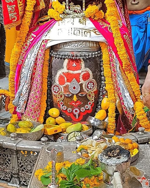 Live Darshan : हमारे साथ कीजिए देश और दुनिया के प्रमुख मंदिरों के लाइव दर्शन