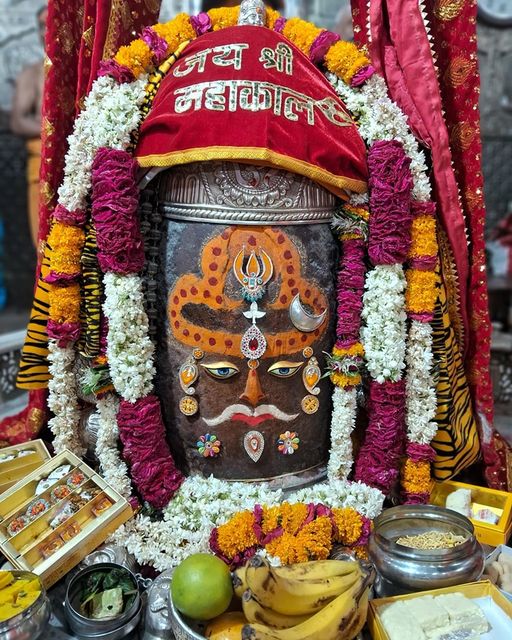 Live Darshan : हमारे साथ कीजिए देश और दुनिया के प्रमुख मंदिरों के लाइव दर्शन