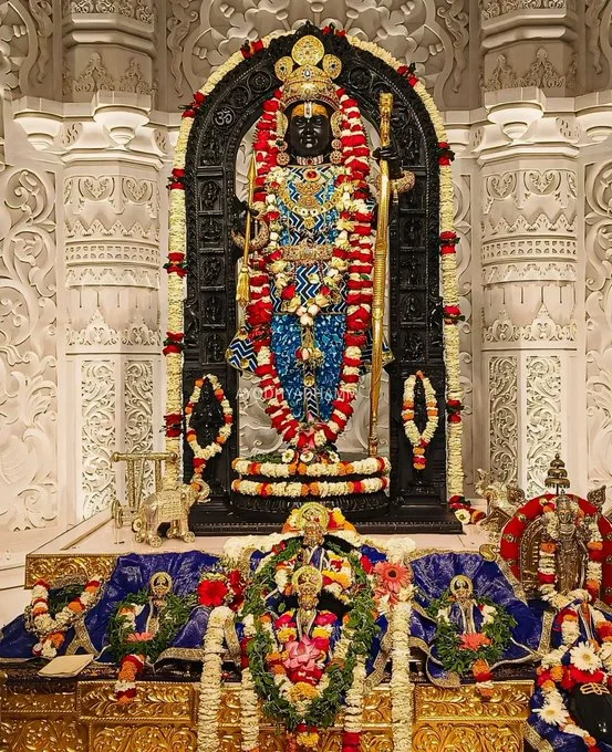 Live Darshan: हमारे साथ कीजिए देश और दुनिया के प्रमुख मंदिरों के प्रातः लाइव दर्शन