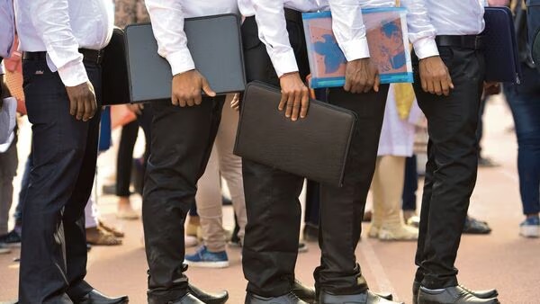 'मराठी लोगों का स्वागत नहीं' मुंबई में पक्षपातपूर्ण नौकरी की आवश्यकता पर आक्रोश, नेटिज़ेंस की आयी प्रतिक्रिया- 'पहली बार नहीं'