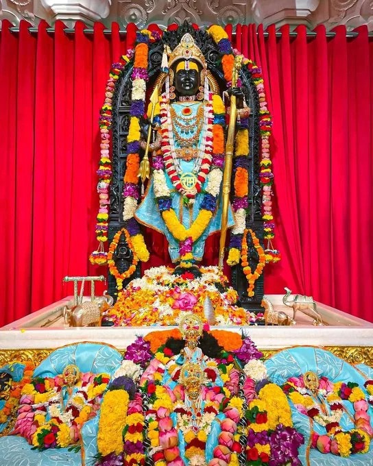 Live Darshan: हमारे साथ कीजिए देश और दुनिया के प्रमुख मंदिरों के प्रातः लाइव दर्शन