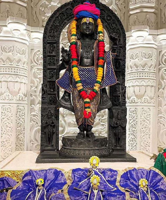 Live Darshan: हमारे साथ कीजिए देश और दुनिया के प्रमुख मंदिरों के प्रातः लाइव दर्शन