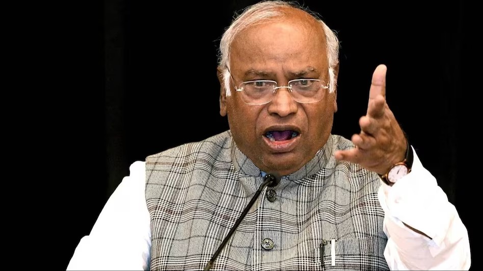 मतदान डेटा विवाद पर मल्लिकार्जुन खड़गे ने ECI के पत्र का दिया जवाब, कहा- यह आश्चर्यजनक है...