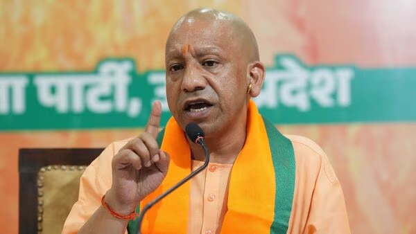 योगी आदित्यनाथ ने PM मोदी के रिटायरमेंट पर केजरीवाल की टिप्पणी को किया खारिज, कहा- 'विपक्ष कोशिश कर रहा है...'
