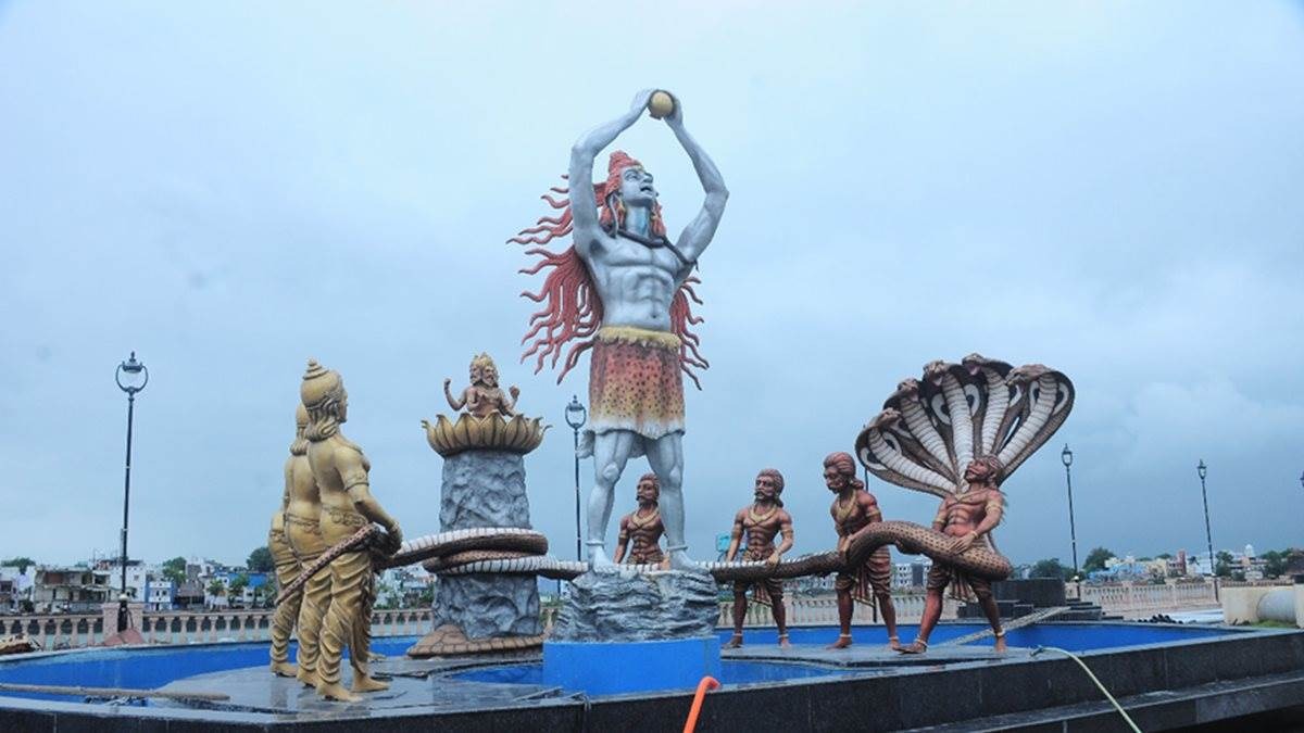 Ujjain Mahakal Mandir : महाकाल लोक ने बदली उज्जैन की तस्वीर, 169 करोड़ रुपये हुई मंदिर की आय, रोजाना चार गुना बढ़े श्रध्दालु