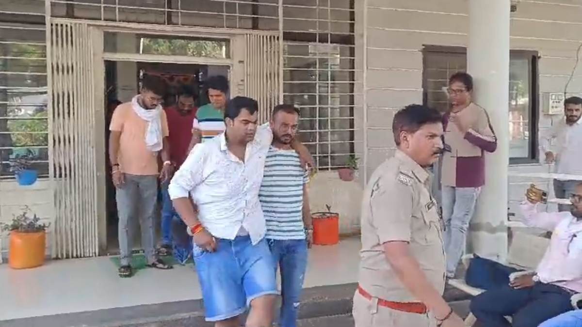 हरदा में बीजेपी नेता के बेटे की गुंडई, युवक पर ताना कट्टा, खुद के पैर में लगी गोली, जानें पूरा मामला