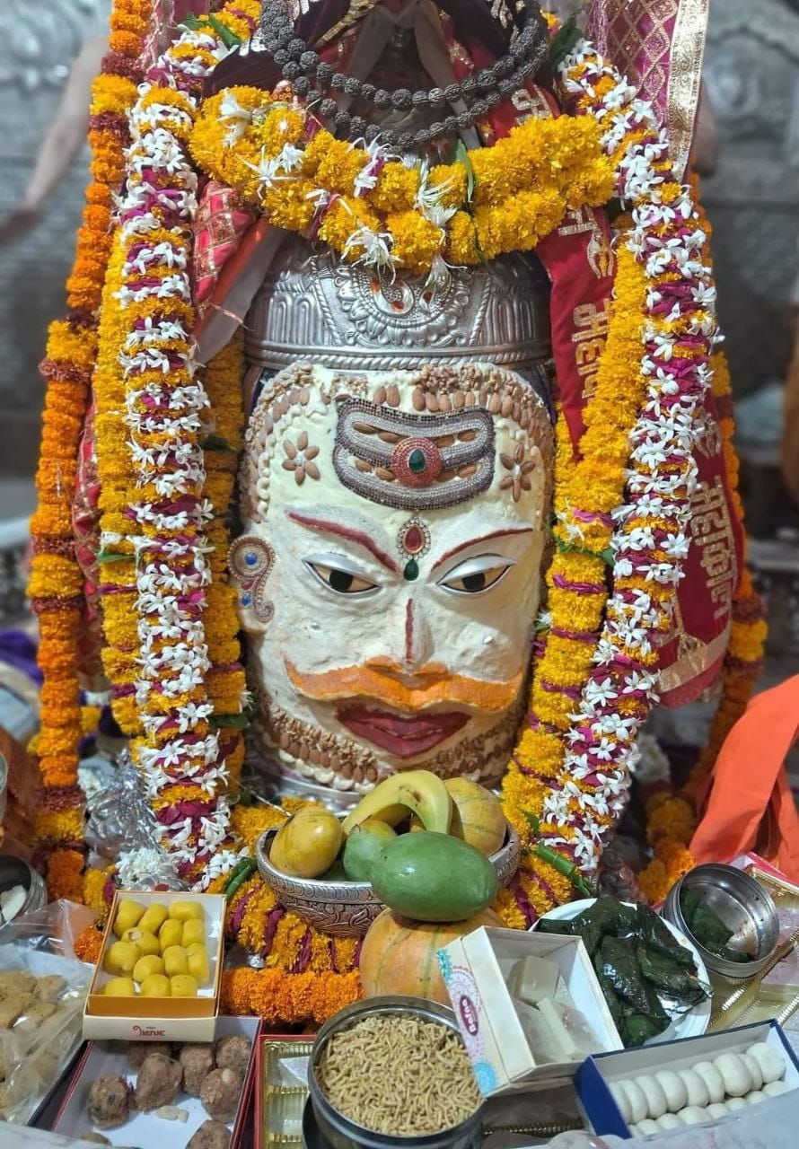 Live Darshan : हमारे साथ कीजिए देश और दुनिया के प्रमुख मंदिरों के लाइव दर्शन