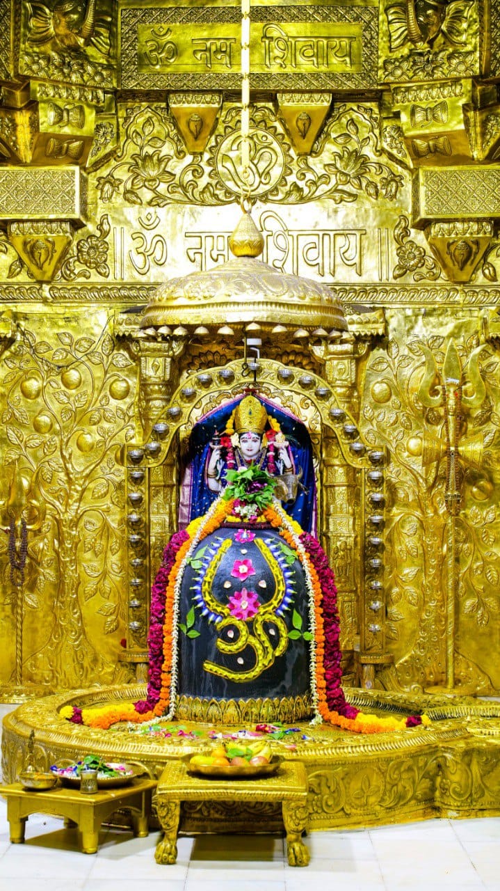 Live Darshan : हमारे साथ कीजिए देश और दुनिया के प्रमुख मंदिरों के लाइव दर्शन