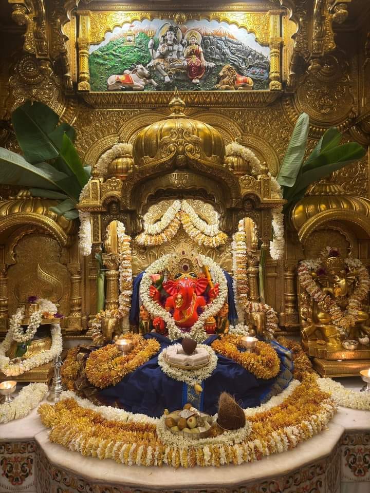 Live Darshan : हमारे साथ कीजिए देश और दुनिया के प्रमुख मंदिरों के लाइव दर्शन