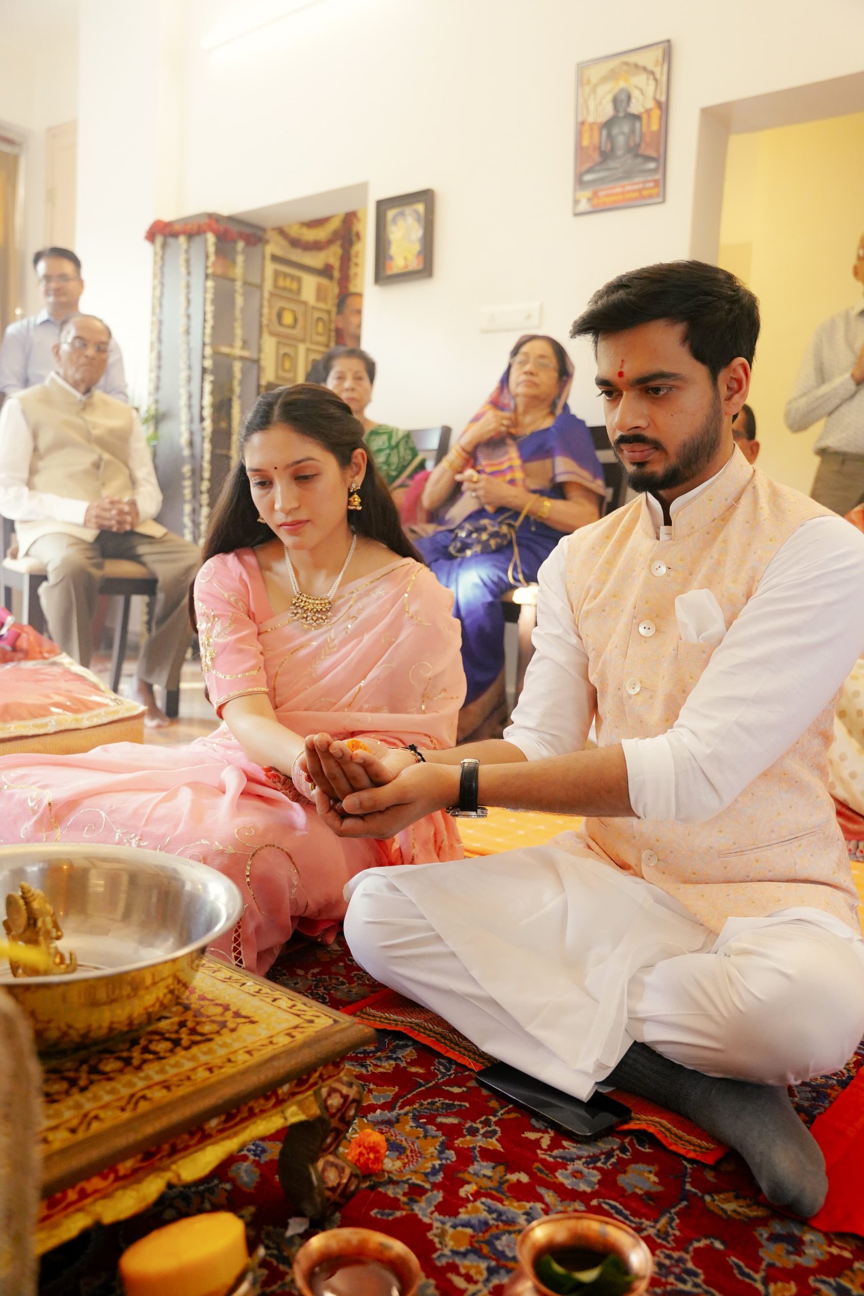 शिवराज बने 'ससूर'! भोपाल के जैन परिवार में हुई बेटे कुणाल की सगाई
