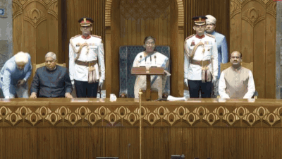 Parliament Session LIVE: राष्ट्रपति के अभिभाषण में इमरजेंसी पर सबसे बड़ा हमला, कहा- 'आपातकाल संविधान पर सबसे...'