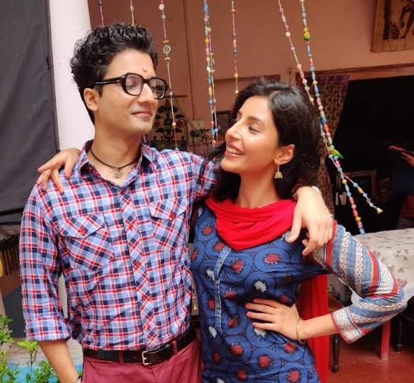 रोमांच और नाटक से घिरा हुआ है मिर्जापुर सीज़न 3 में डिंपी और रॉबिन की प्रेम कहानी का भाग्य