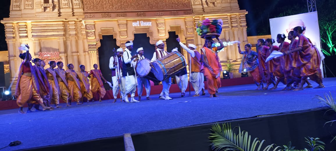 मालवा उत्सव में आखिरी दिन उमड़ी भीड़, शानदार प्रस्तुतियों ने दर्शकों को किया मंत्रमुग्ध