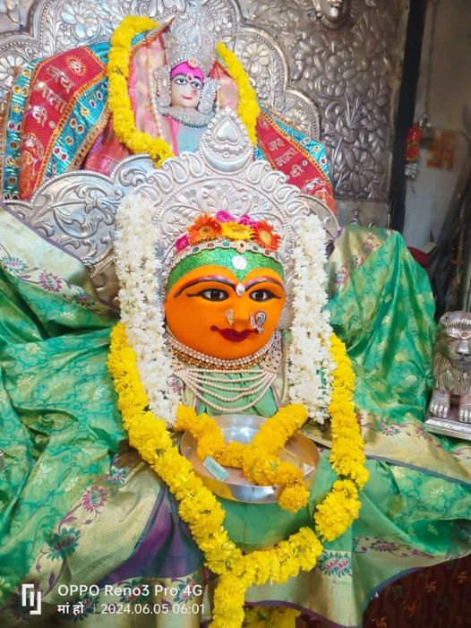Live Darshan : हमारे साथ कीजिए देश और दुनिया के प्रमुख मंदिरों के लाइव दर्शन