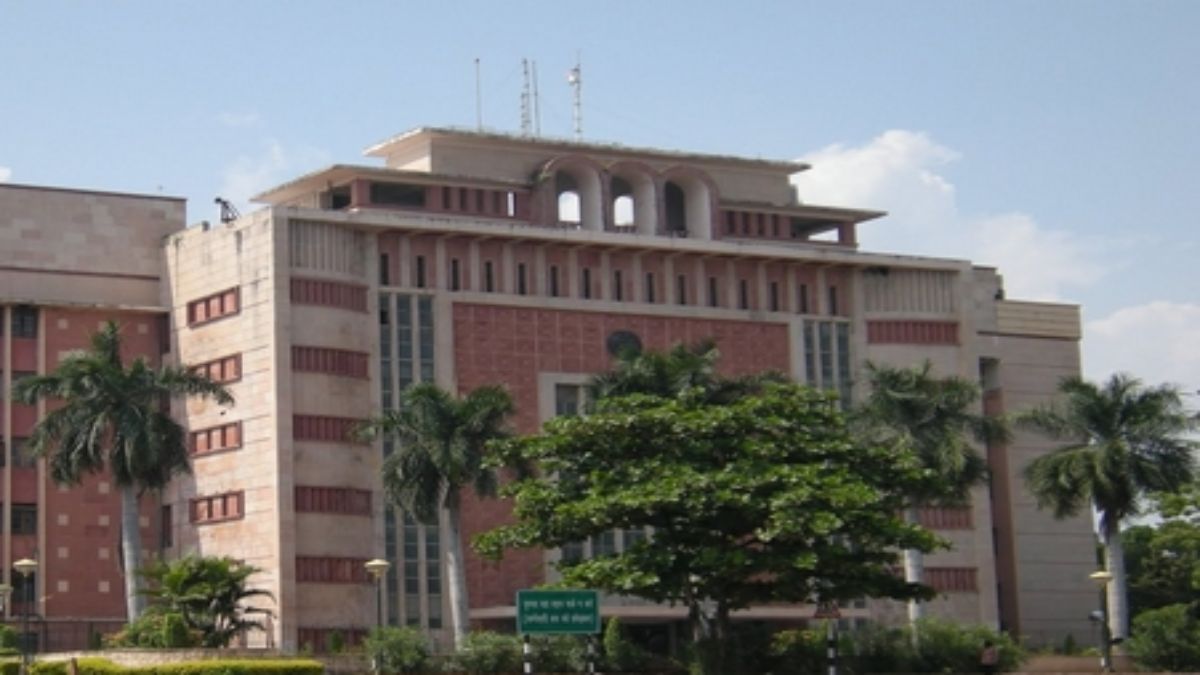 मध्यप्रदेश में बड़ा प्रशासनिक फेरबदल: दो IAS अधिकारियों को मिला अतिरिक्त प्रभार, आदेश जारी