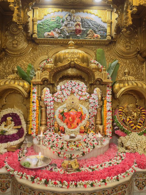 Live Darshan : हमारे साथ कीजिए देश और दुनिया के प्रमुख मंदिरों के लाइव दर्शन