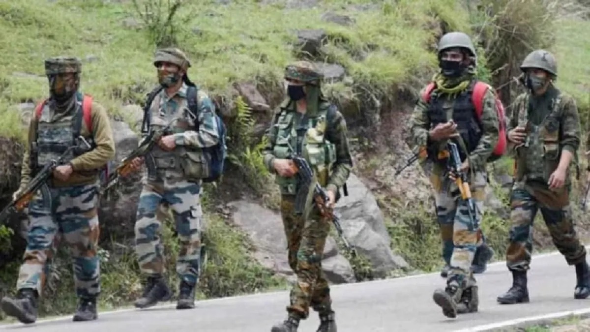 कठुआ में सुरक्षा बलों ने ढेर किया एक आतंकी, तलाशी अभियान जारी